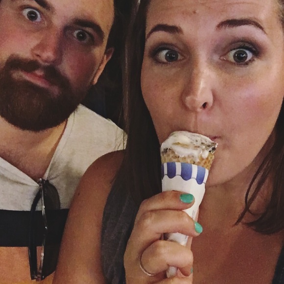 Meet your Posher, Caitlyn - Picture 3 of 4